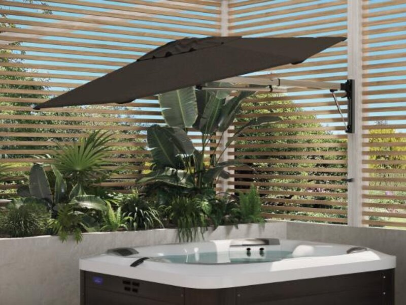 ShadowSpec Retreat single canopy shading a patio dining area