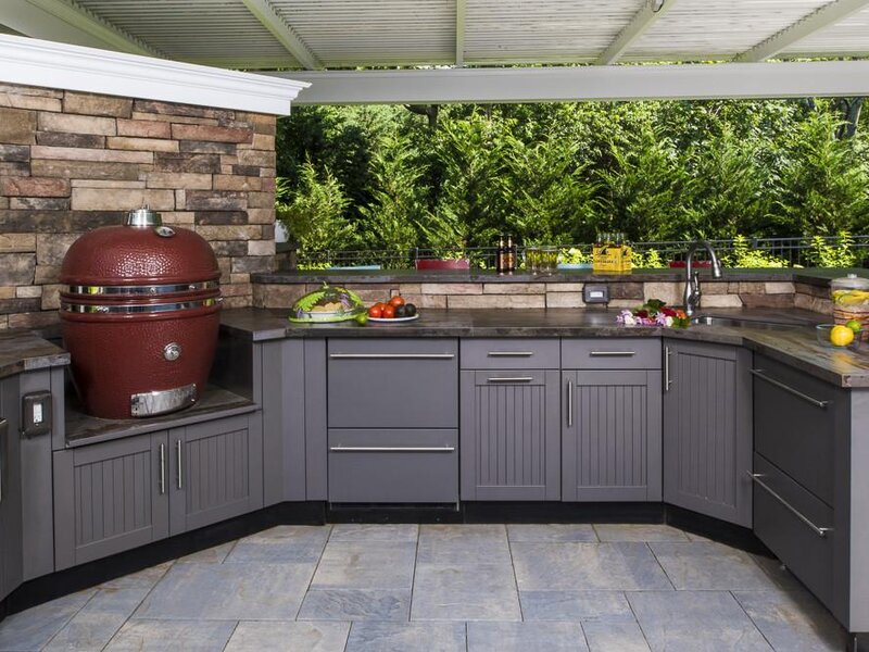 Danver / Brown Jordan stainless outdoor kitchen island with built-in grill — view 10