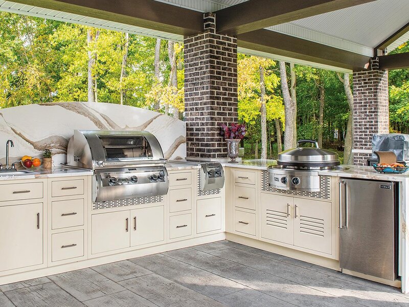 Danver / Brown Jordan stainless outdoor kitchen island with built-in grill — view 11