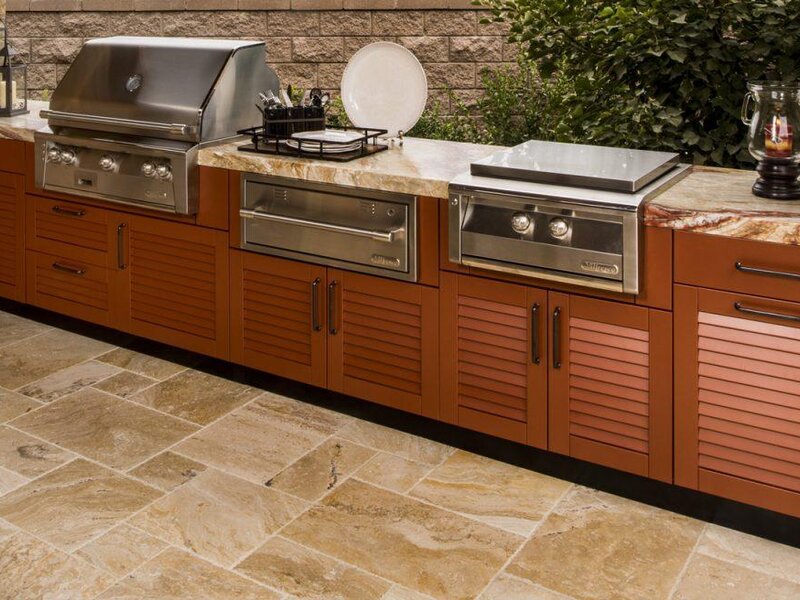 Danver / Brown Jordan stainless outdoor kitchen island with built-in grill — view 4