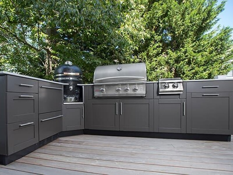 Danver / Brown Jordan stainless outdoor kitchen island with built-in grill — view 6