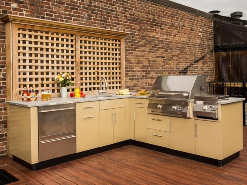 Danver / Brown Jordan stainless outdoor kitchen island with built-in grill — view 7