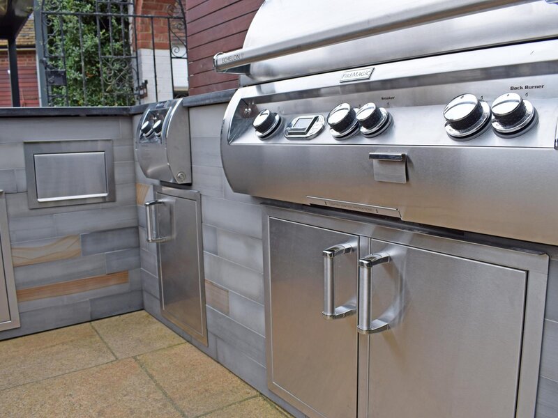 Fire Magic outdoor kitchen island with built-in grill and pizza oven — view 2