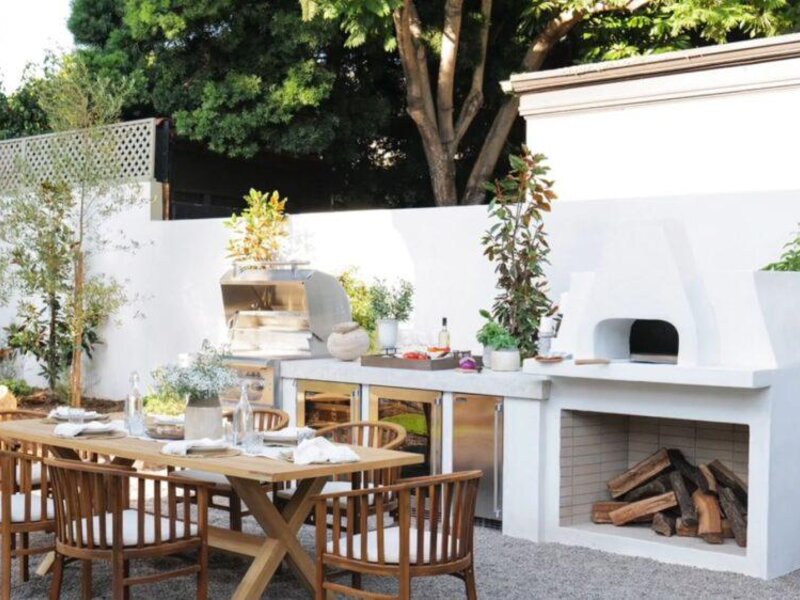 Isokern modular masonry outdoor kitchen with built-in grill — view 2