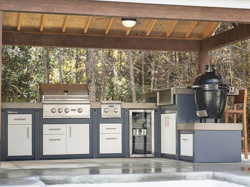 Stoll outdoor kitchen island beside a pool